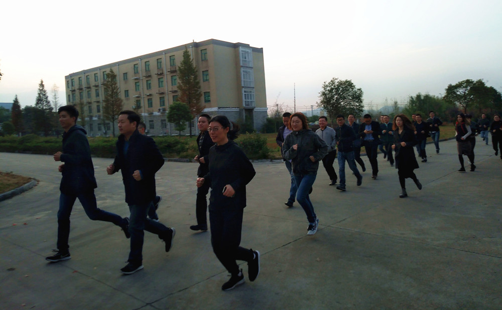 微信图片_20171113104843_副本.jpg
